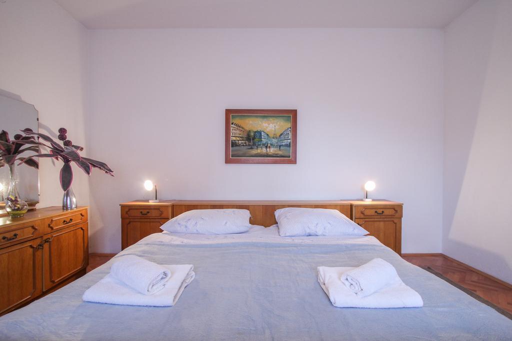 Apartment Cvita Trogir Quarto foto