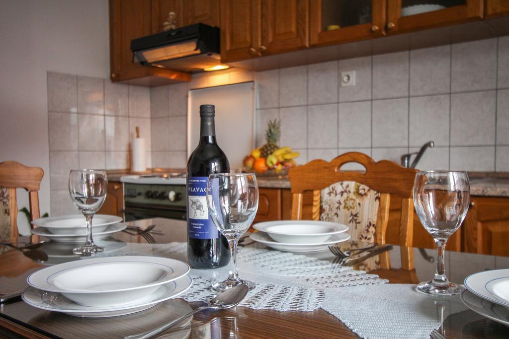 Apartment Cvita Trogir Quarto foto